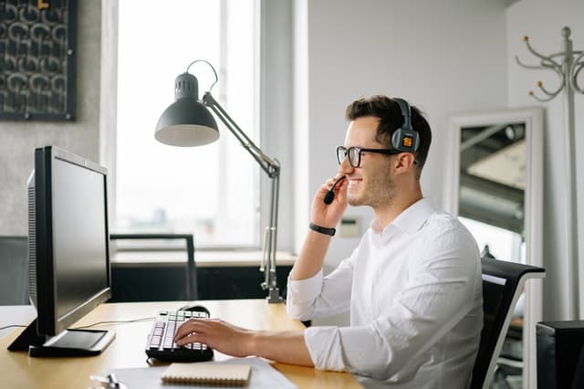 Cold Calling : définition et comment réussir ses appels à froid en 2022